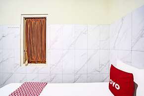 OYO Life 91884 Kost Kusuma Dewi Syariah