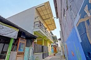 OYO Life 91884 Kost Kusuma Dewi Syariah