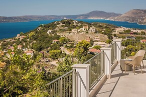 360° Luxury Residences