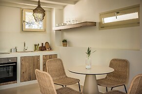 360° Luxury Residences