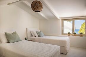 360° Luxury Residences