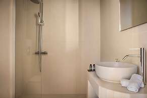 360° Luxury Residences