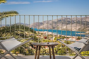 360° Luxury Residences