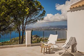 360° Luxury Residences