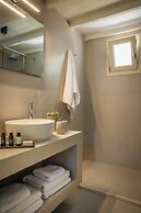 360° Luxury Residences