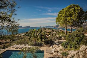 360° Luxury Residences