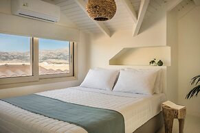 360° Luxury Residences