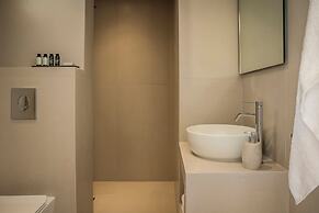 360° Luxury Residences