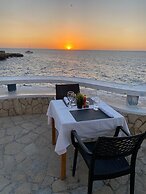 Begona Cliff Hotel
