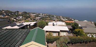 Logooner ocean house walking to beach