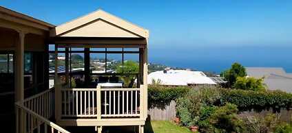 Logooner ocean house walking to beach