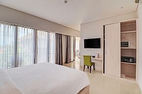 Townhouse Oak Signature Hotel