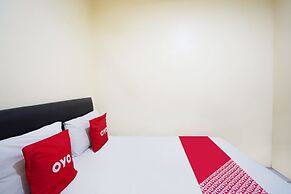 OYO 91035 De Ritz Residence