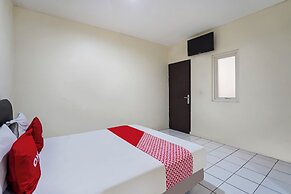 OYO 91035 De Ritz Residence