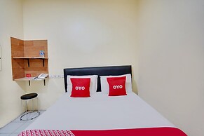 OYO 91035 De Ritz Residence