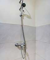 OYO 91035 De Ritz Residence