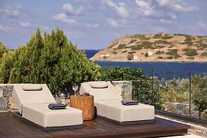 Kalloni - Beautiful Waterfront 3 bed Room Villa