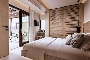 Kalloni - Beautiful Waterfront 3 bed Room Villa