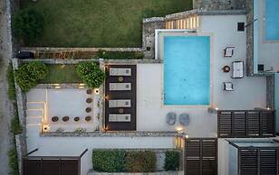 Kalloni - Beautiful Waterfront 3 bed Room Villa