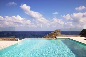 Kalloni - Beautiful Waterfront 3 bed Room Villa