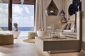 Melitina - Beautiful Waterfront 3 bed Room Villa