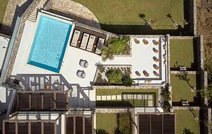 Melitina - Beautiful Waterfront 3 bed Room Villa