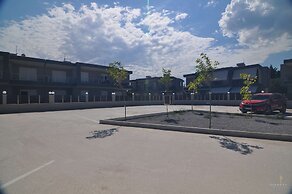 Zennova 24 Nikiti FLOW Family Apt