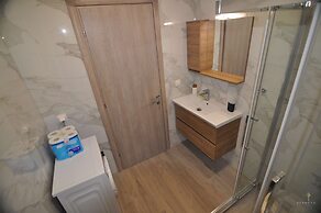 Zennova 24 Nikiti FLOW Family Apt