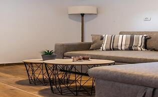 Oak Tree Cottage in Sporades