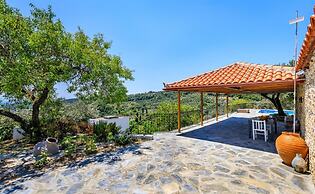 Oak Tree Cottage in Sporades