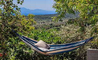 Oak Tree Cottage in Sporades