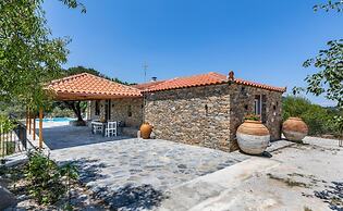 Oak Tree Cottage in Sporades
