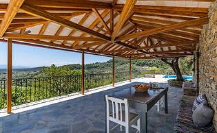 Oak Tree Cottage in Sporades