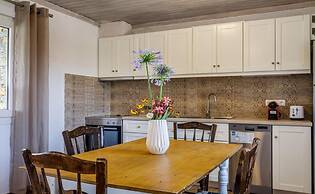 Oak Tree Cottage in Sporades