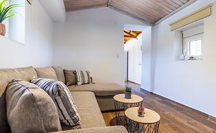 Oak Tree Cottage in Sporades