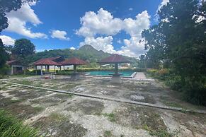 OYO 91073 Rantepao Lodge Near Patung Tedong Bonga