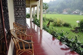 OYO 91073 Rantepao Lodge Near Patung Tedong Bonga