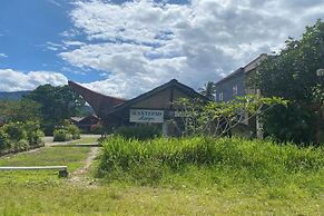 OYO 91073 Rantepao Lodge Near Patung Tedong Bonga