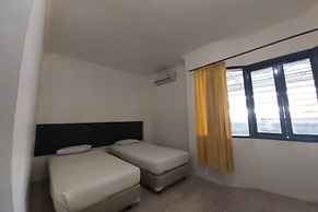 OYO 91073 Rantepao Lodge Near Patung Tedong Bonga