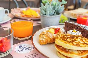 Hotel Selene