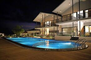 DALLAS BEACH RESORTS