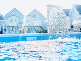 BALTIC FAMILY cottages Swimming pool Kids Club Bicycles