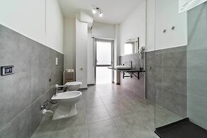 DANTE 138 CLASS ROOMS & APARTMENTS