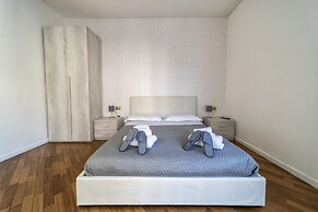 DANTE 138 CLASS ROOMS & APARTMENTS