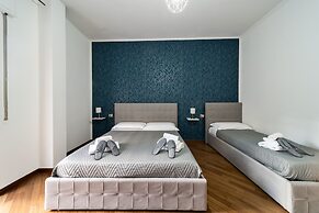 DANTE 138 CLASS ROOMS & APARTMENTS