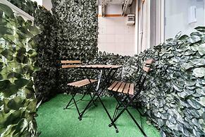 DANTE 138 CLASS ROOMS & APARTMENTS