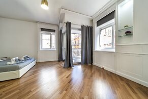 DANTE 138 CLASS ROOMS & APARTMENTS