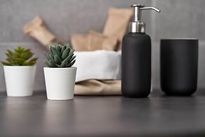 DANTE 138 CLASS ROOMS & APARTMENTS