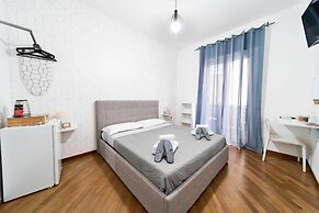 DANTE 138 CLASS ROOMS & APARTMENTS