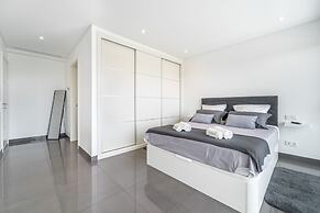 Villa das Amendoeiras